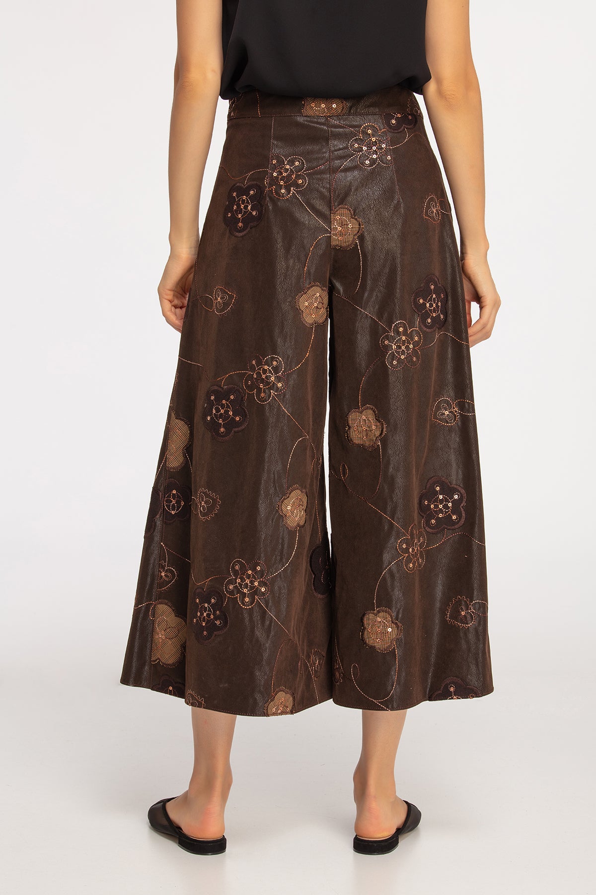 Desenli Bol Paça Deri Pantolon