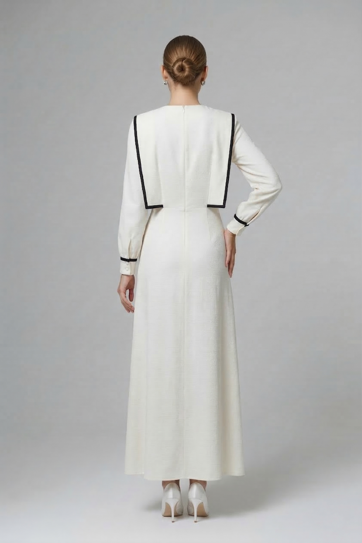 Kadın Büzgü Detaylı Şeritli Uzun Elbise