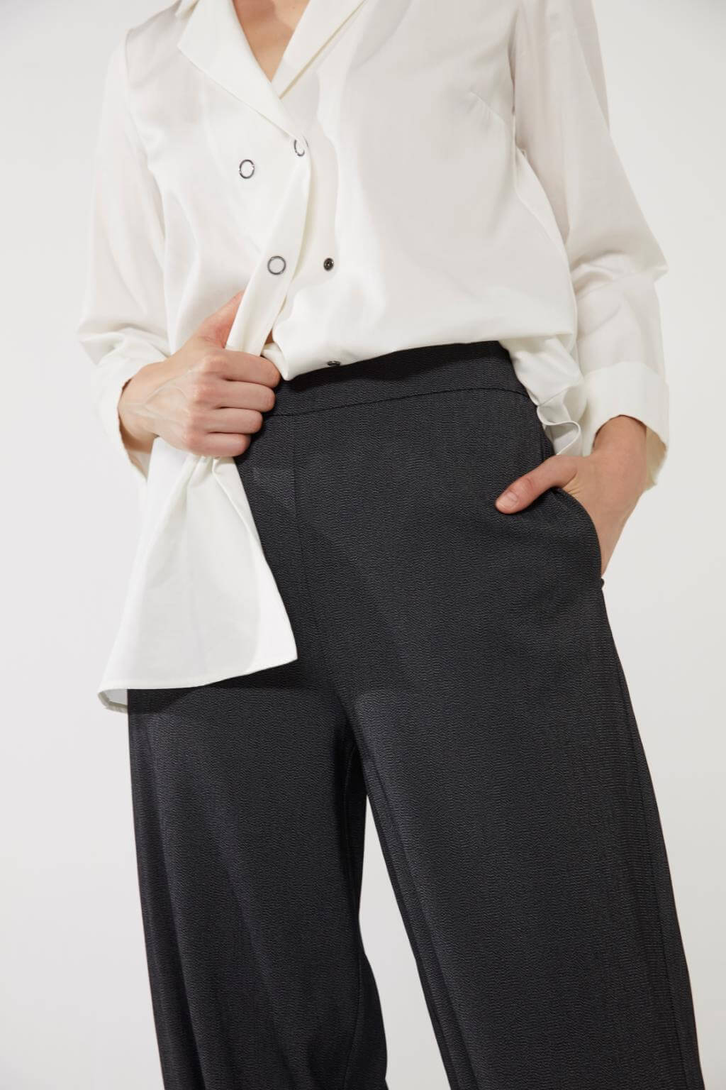 Pile Kırmalı Pantolon