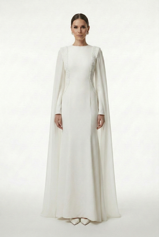 Kadın Pelerin Detaylı Beyaz Elbise