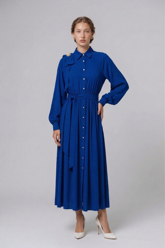 Kadın Yakası Broşlu Gömlek Yaka Elbise