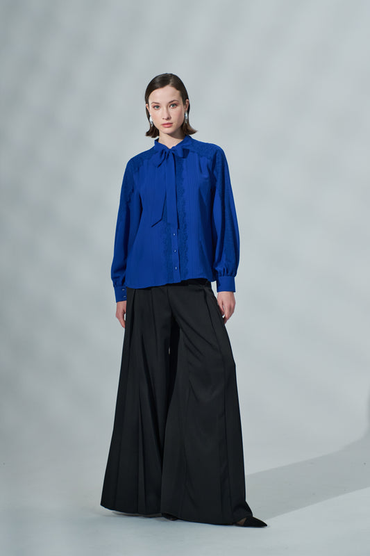 Kadın Fiyonk Detaylı Bluz