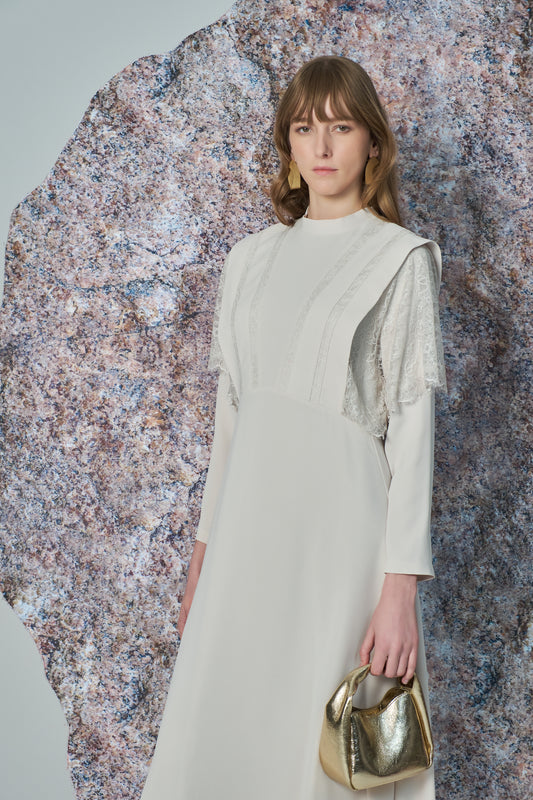 Kadın Dantel Detaylı Uzun Kollu Elbise