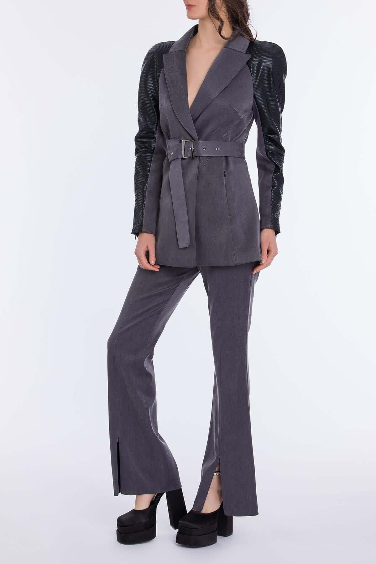 Kadın Kolu Deri Detaylı Ceket